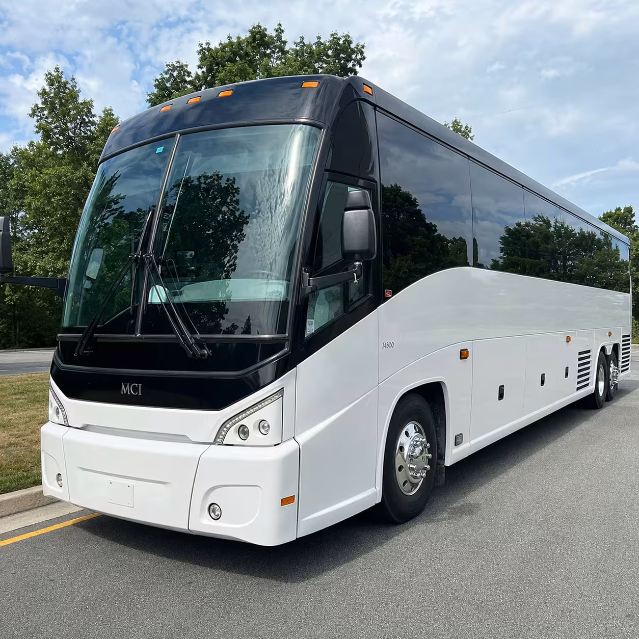 concord airport shuttle buses for clt and cruise port transfers