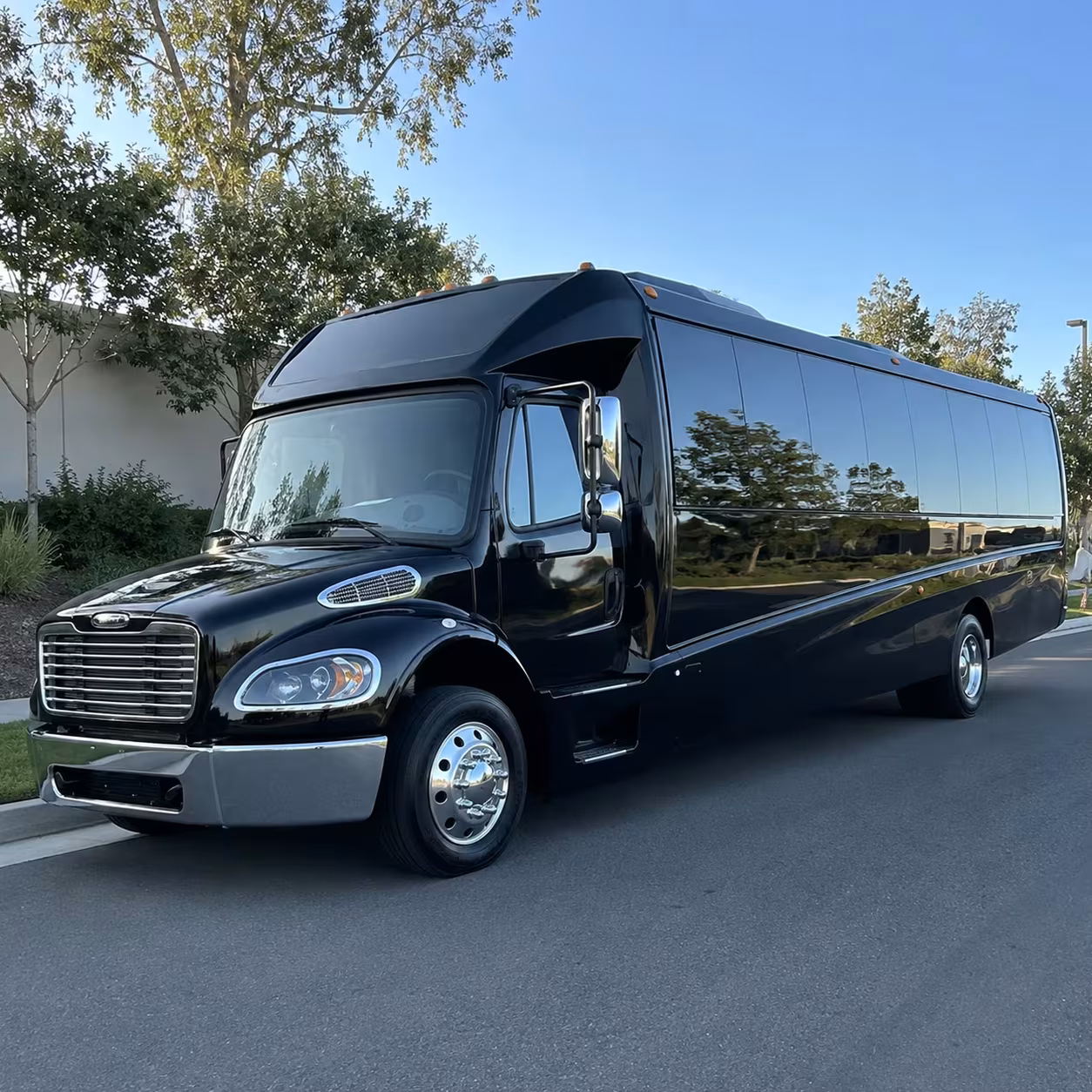concord minibus rentals for construction and industrial workforces